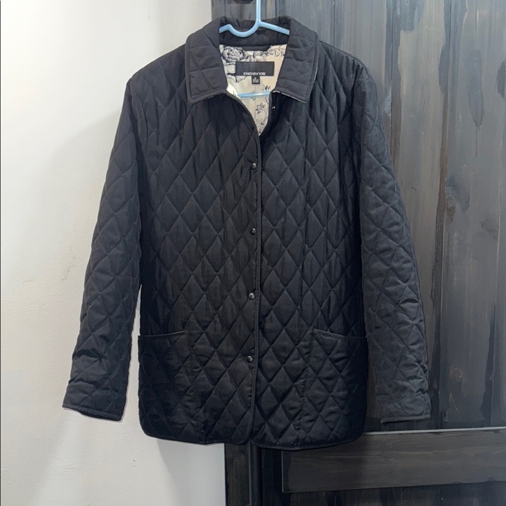 Jones New York Black and Cream Floral Jacket - Picture 6 of 7